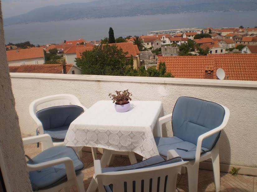 Apartmani Vesna Supetar Exterior foto
