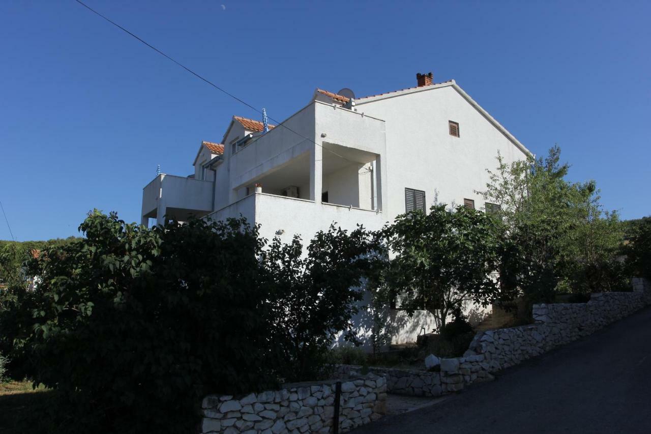 Apartmani Vesna Supetar Exterior foto