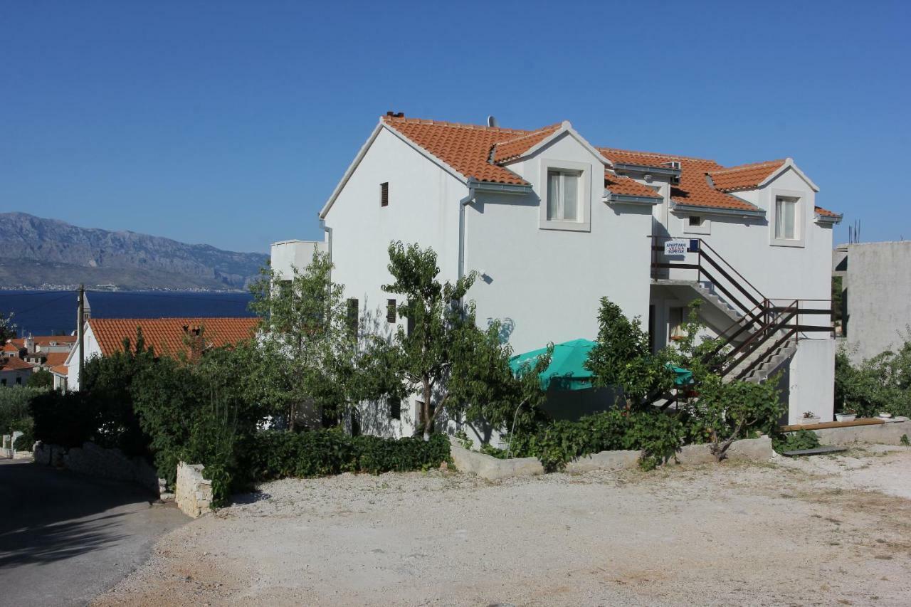 Apartmani Vesna Supetar Exterior foto