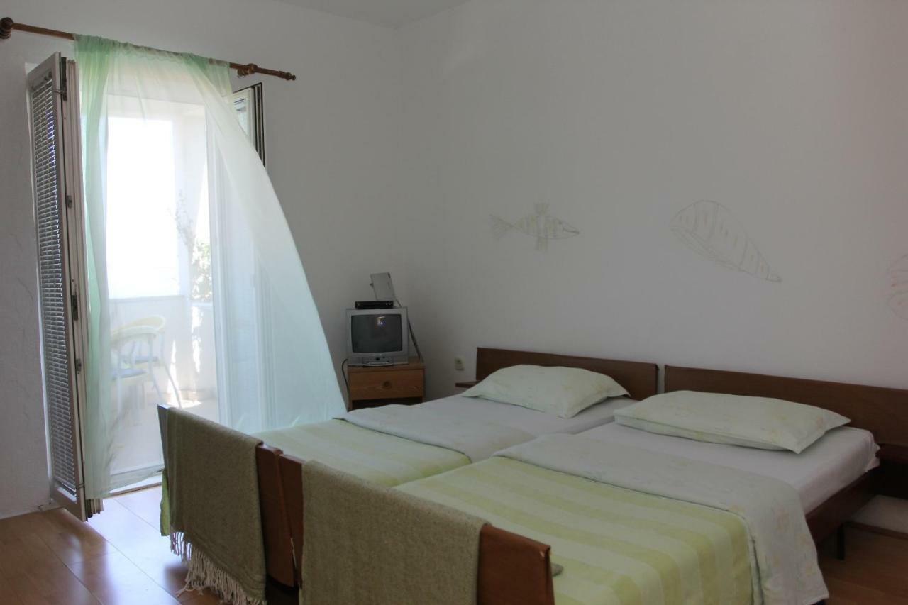 Apartmani Vesna Supetar Exterior foto